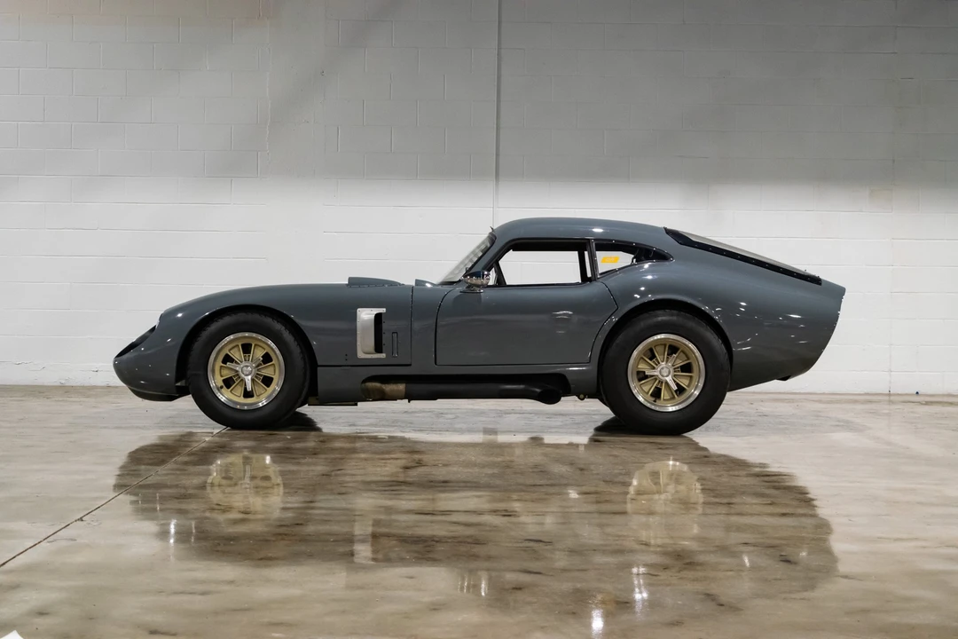 Shelby Daytona Replica - Image 10 of 31