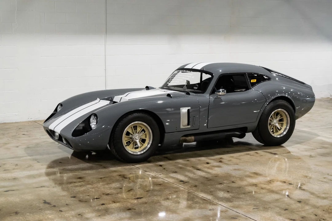 Shelby Daytona Replica - Image 8 of 31