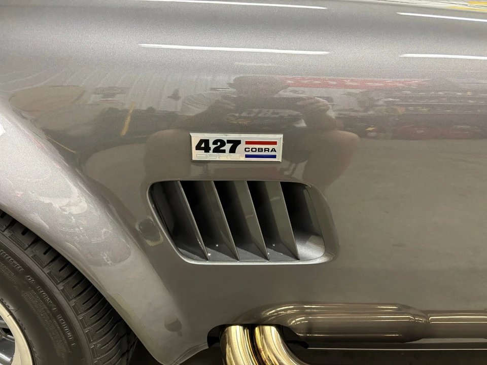 Shelby Cobra Replica - Image 24 of 31