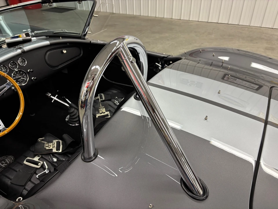 Shelby Cobra Replica - Image 27 of 31