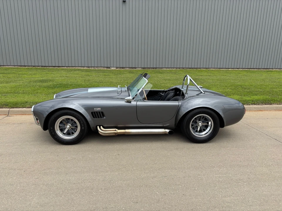Shelby Cobra Replica - Image 3 of 31