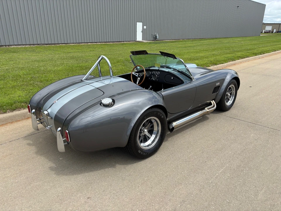 Shelby Cobra Replica - Image 6 of 31