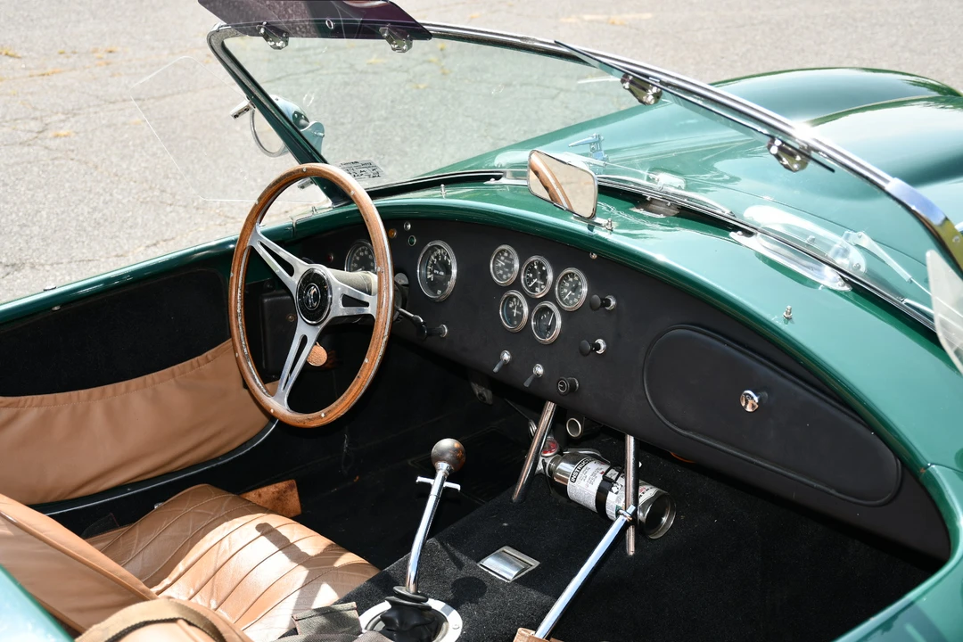 Shelby Cobra Replica - Image 22 of 31