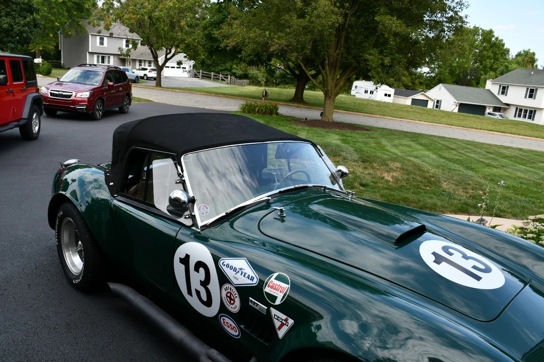 Shelby Cobra Replica - Image 10 of 31