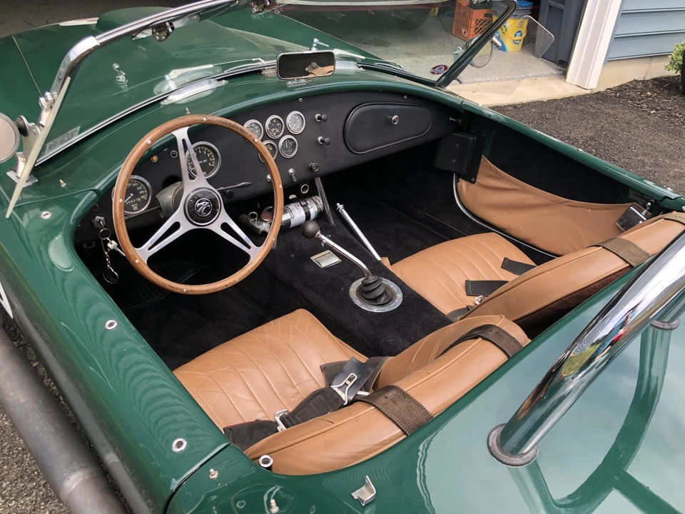 Shelby Cobra Replica - Image 20 of 31