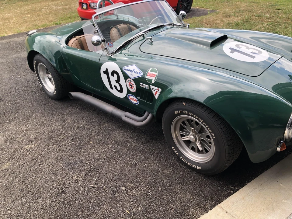 Shelby Cobra Replica - Image 9 of 31