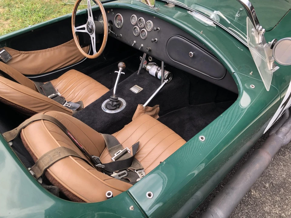 Shelby Cobra Replica - Image 23 of 31
