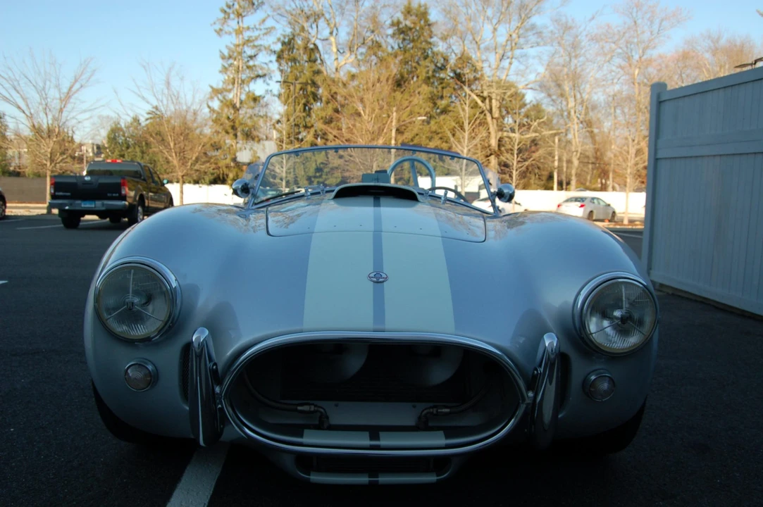 Shelby Cobra Replica - Image 28 of 31