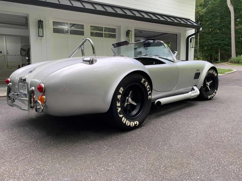 Shelby Cobra Replica - Image 19 of 31