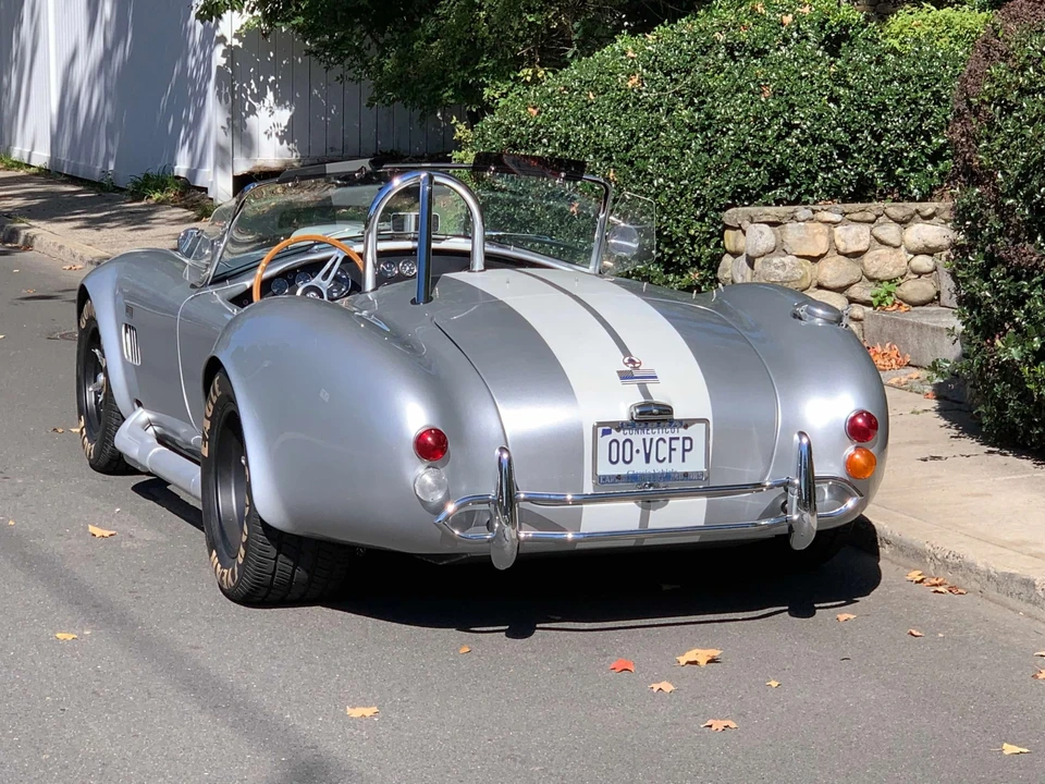 Shelby Cobra Replica - Image 14 of 31