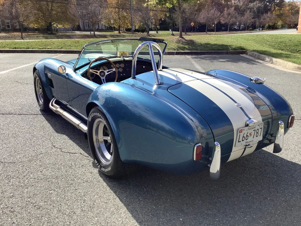Shelby Cobra Replica - Image 10 of 31