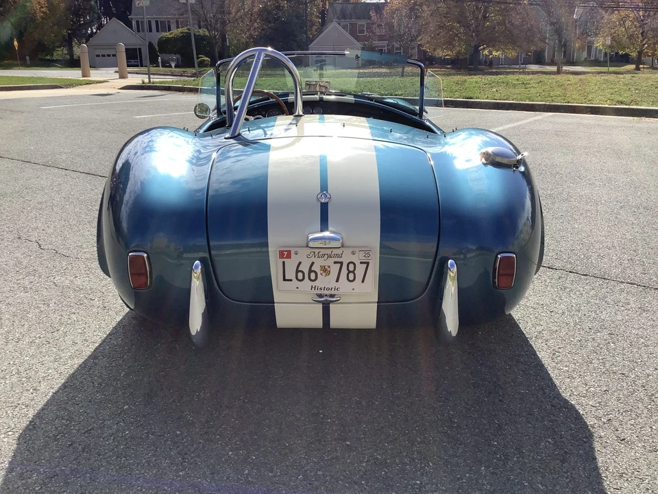 Shelby Cobra Replica - Image 11 of 31
