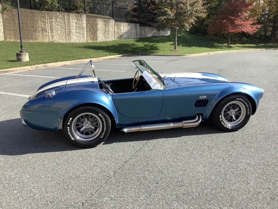 Shelby Cobra Replica - Image 17 of 31