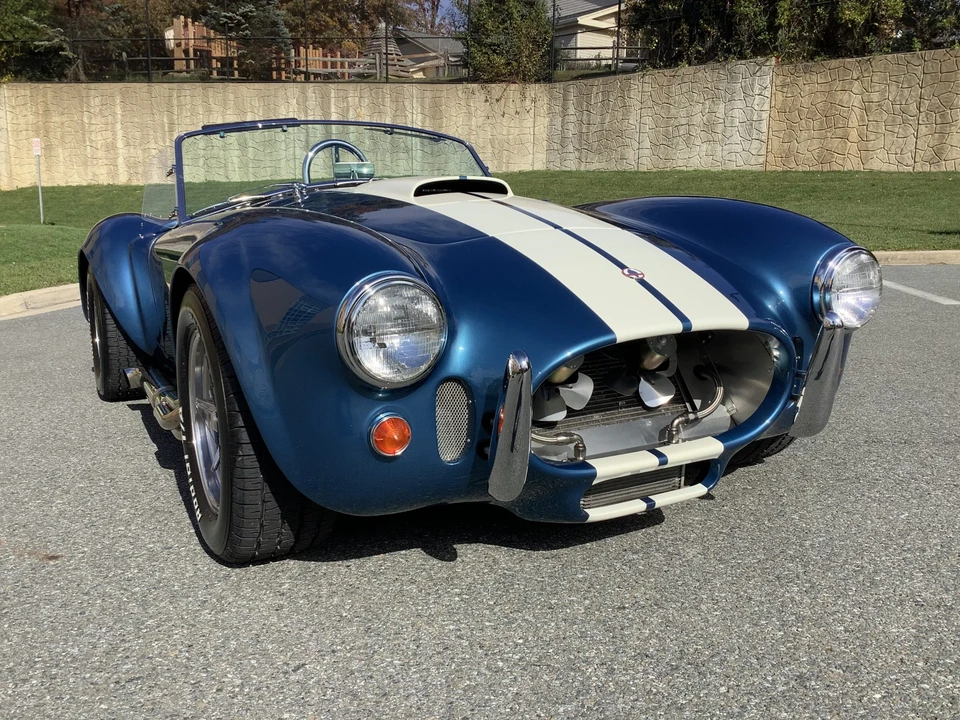 Shelby Cobra Replica - Image 25 of 31