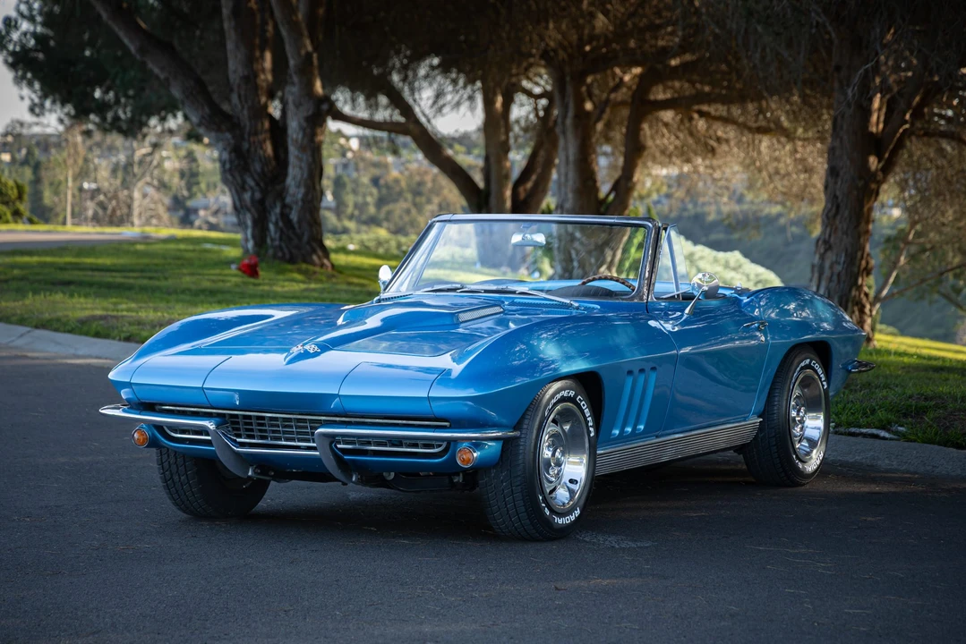 1966 Chevrolet Corvette C2 - Image 3 of 31