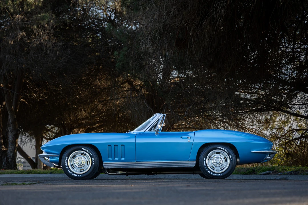 1966 Chevrolet Corvette C2 - Image 8 of 31