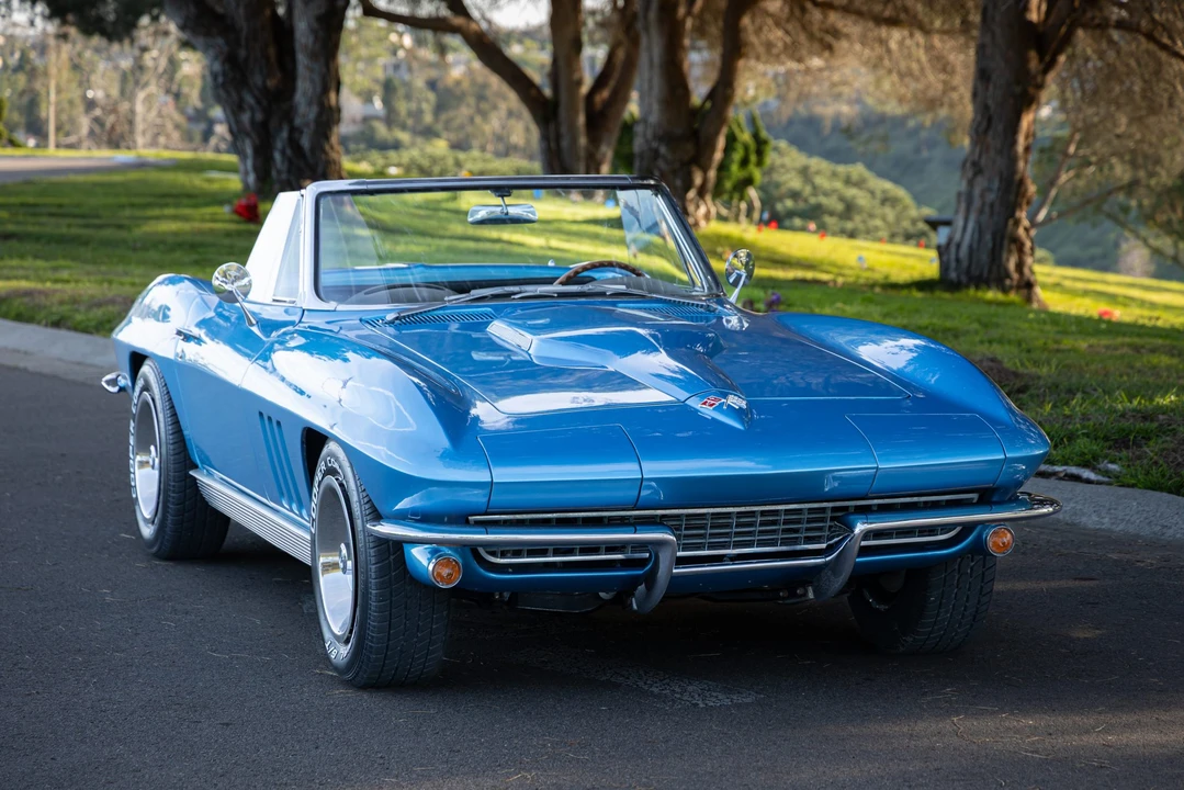 1966 Chevrolet Corvette C2 - Image 22 of 31
