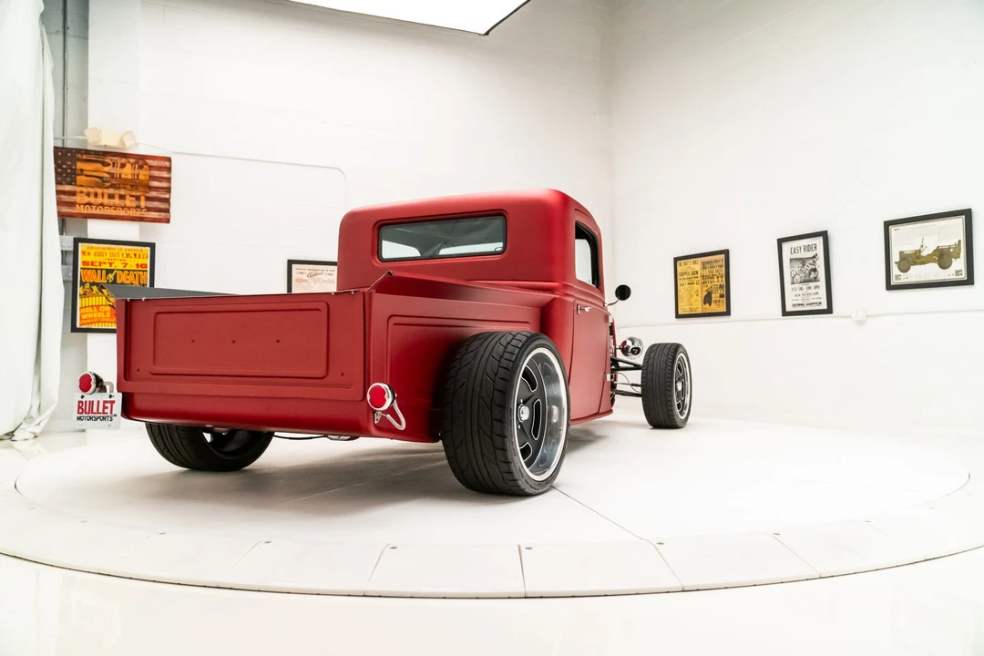 Ford Hot Rod - Image 15 of 31