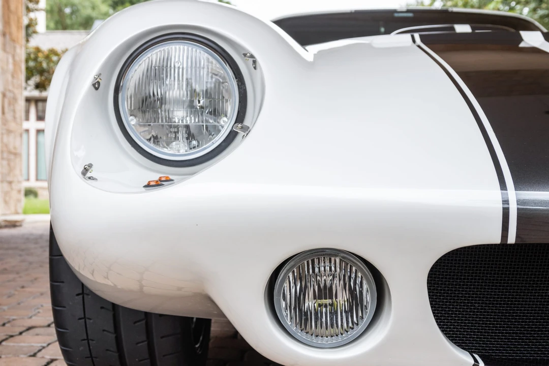 Shelby Daytona Replica - Image 11 of 31