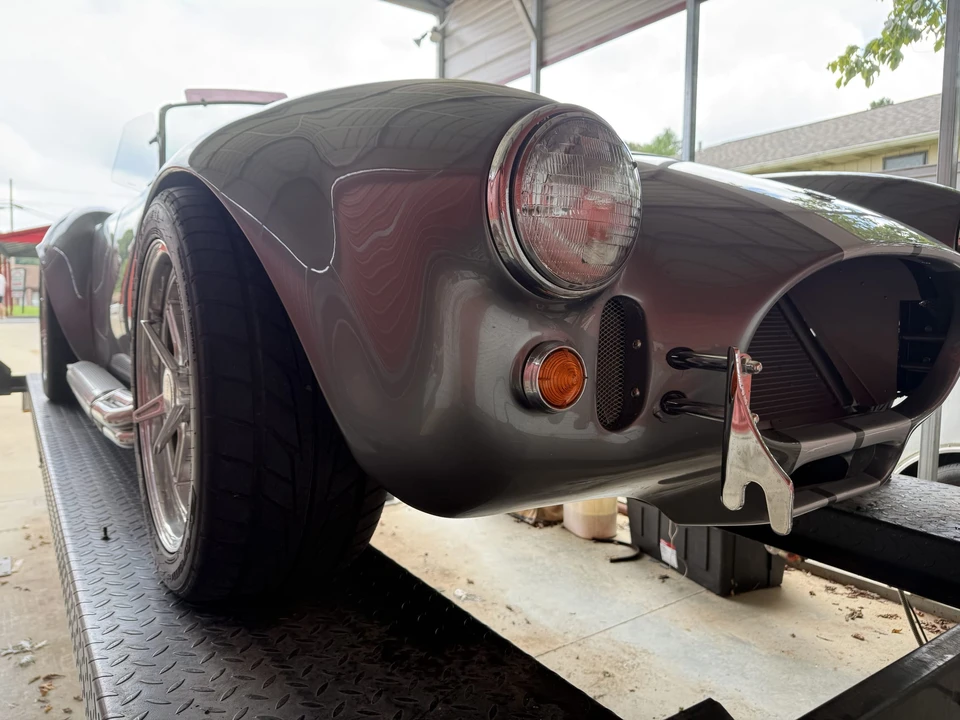 Factory Five Roadster - Image 28 of 31