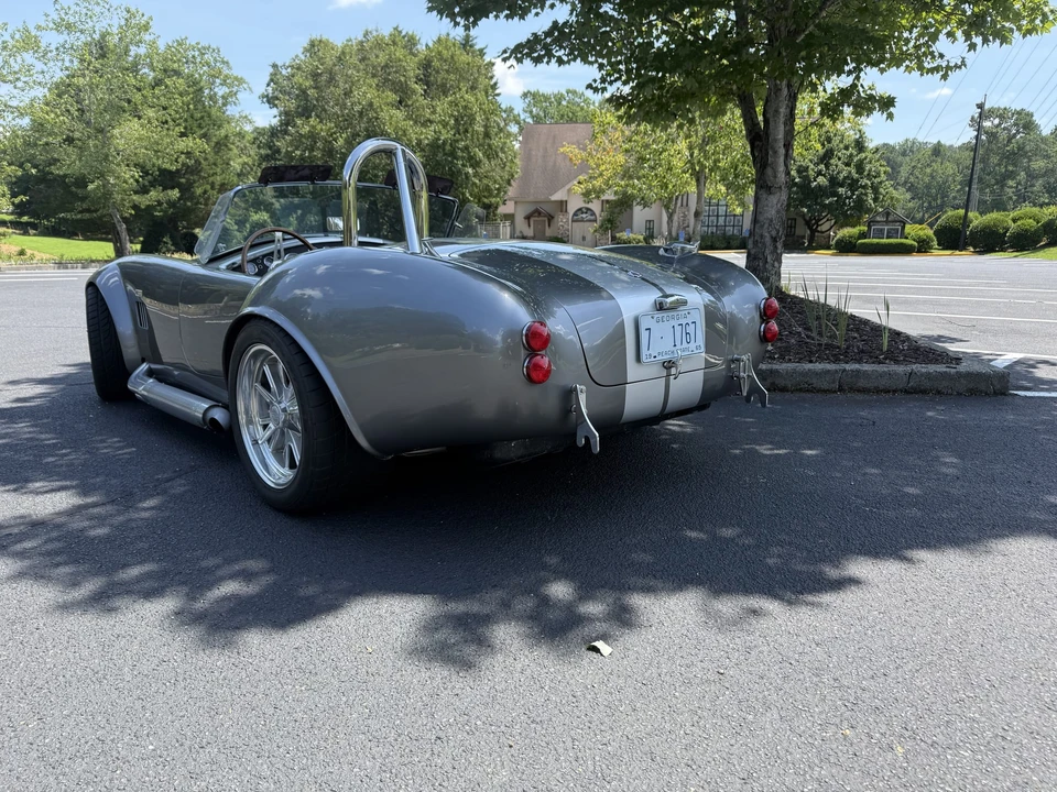 Factory Five Roadster - Image 9 of 31