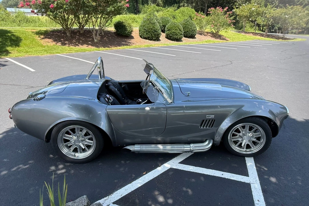 Factory Five Roadster - Image 19 of 31