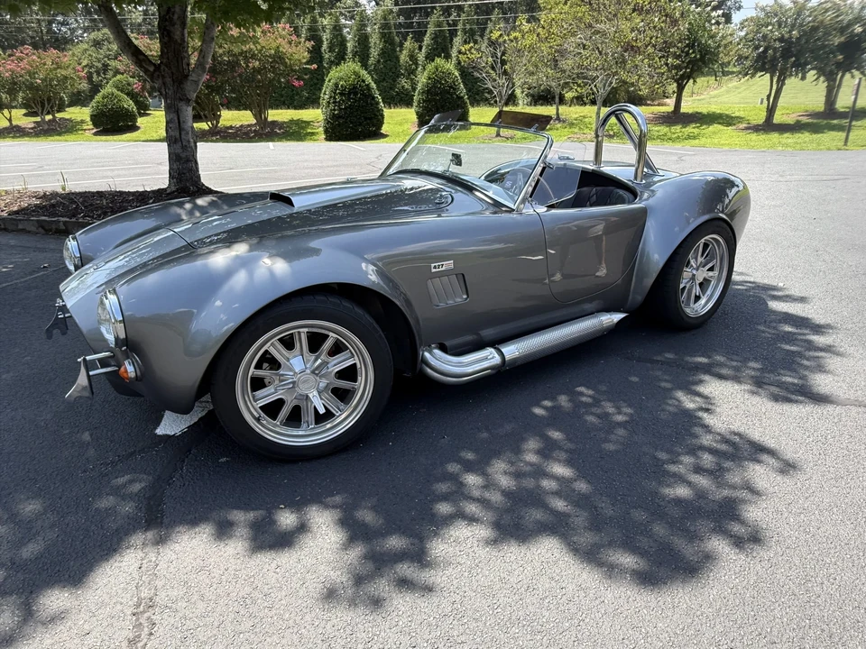 Factory Five Roadster - Image 4 of 31