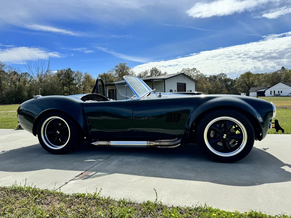 Shelby Cobra Replica - Image 7 of 31