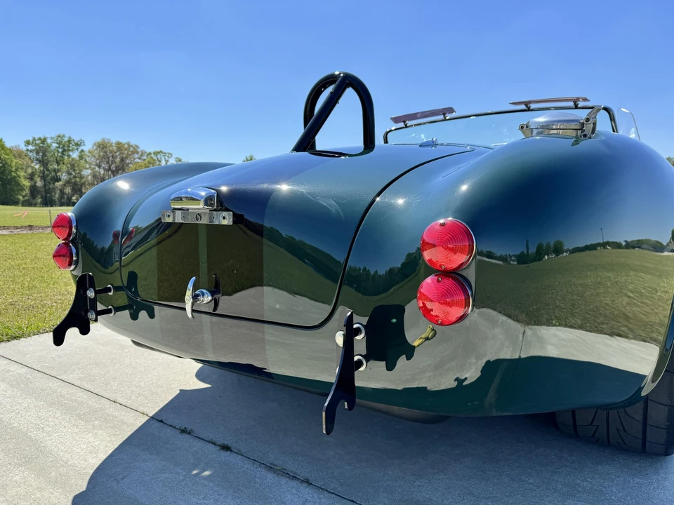 Shelby Cobra Replica - Image 18 of 31
