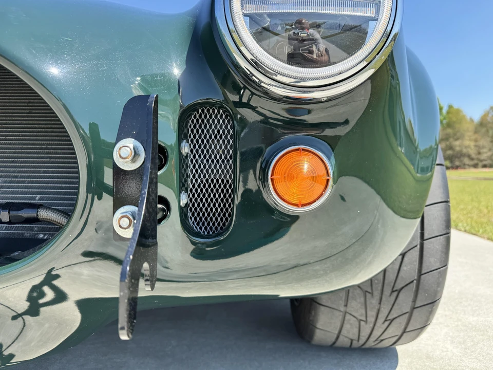 Shelby Cobra Replica - Image 17 of 31