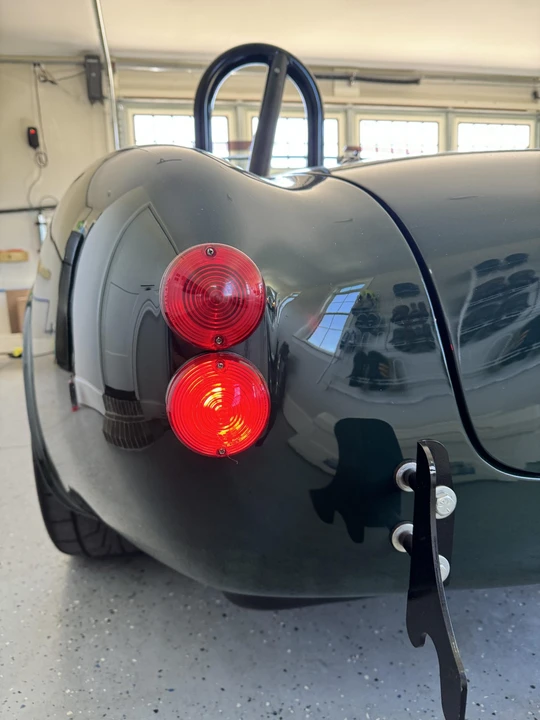 Shelby Cobra Replica - Image 23 of 31