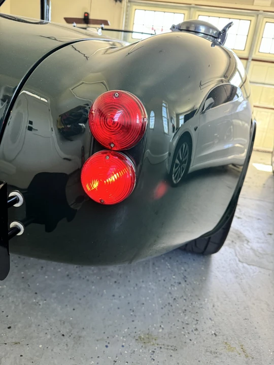 Shelby Cobra Replica - Image 24 of 31
