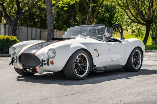 Shelby Cobra Replica - Image 2 of 31