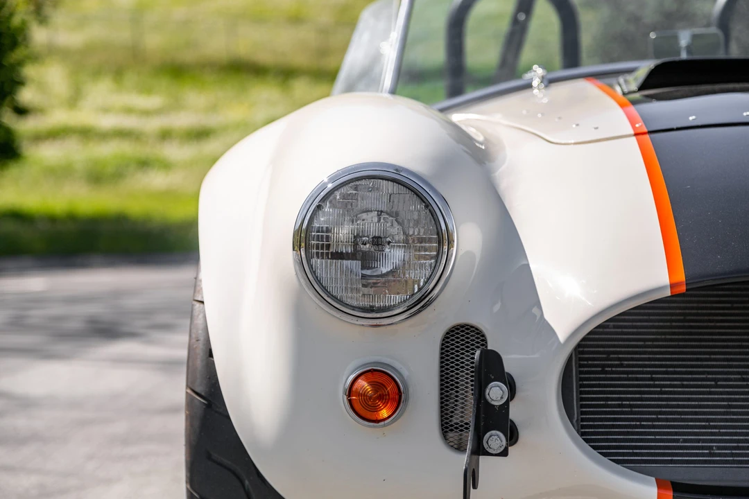 Shelby Cobra Replica - Image 10 of 31