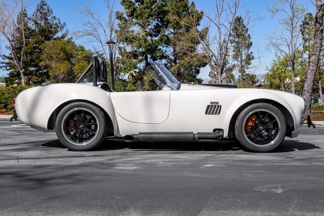 Shelby Cobra Replica - Image 5 of 31