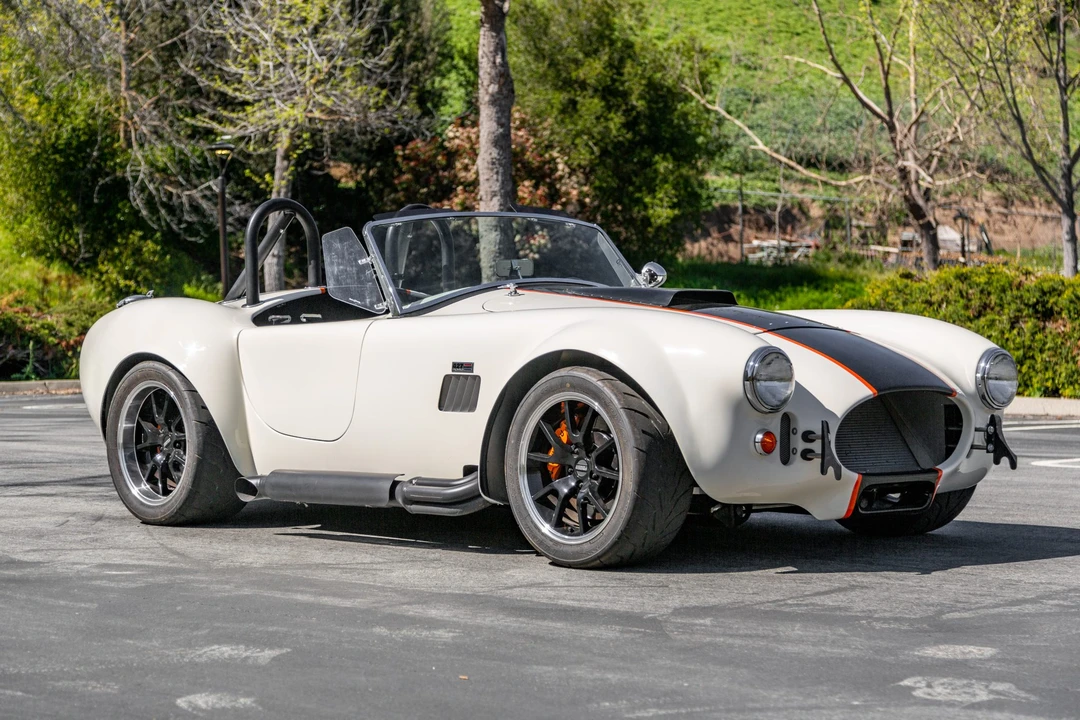 Shelby Cobra Replica - Image 4 of 31