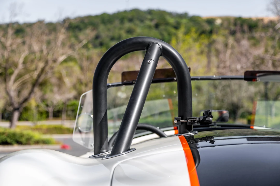 Shelby Cobra Replica - Image 27 of 31