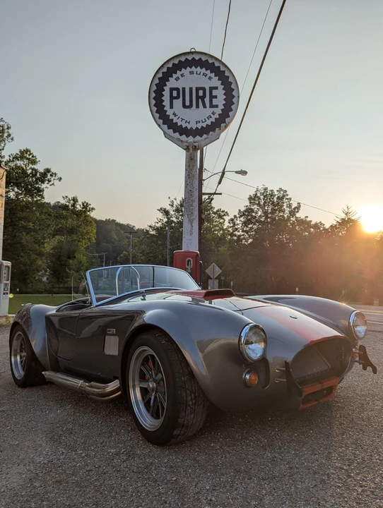 Factory Five Roadster - Image 13 of 31