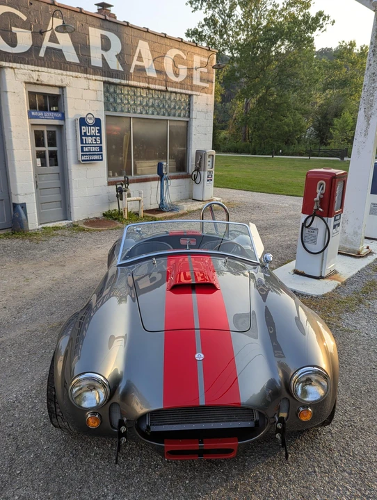 Factory Five Roadster - Image 12 of 31