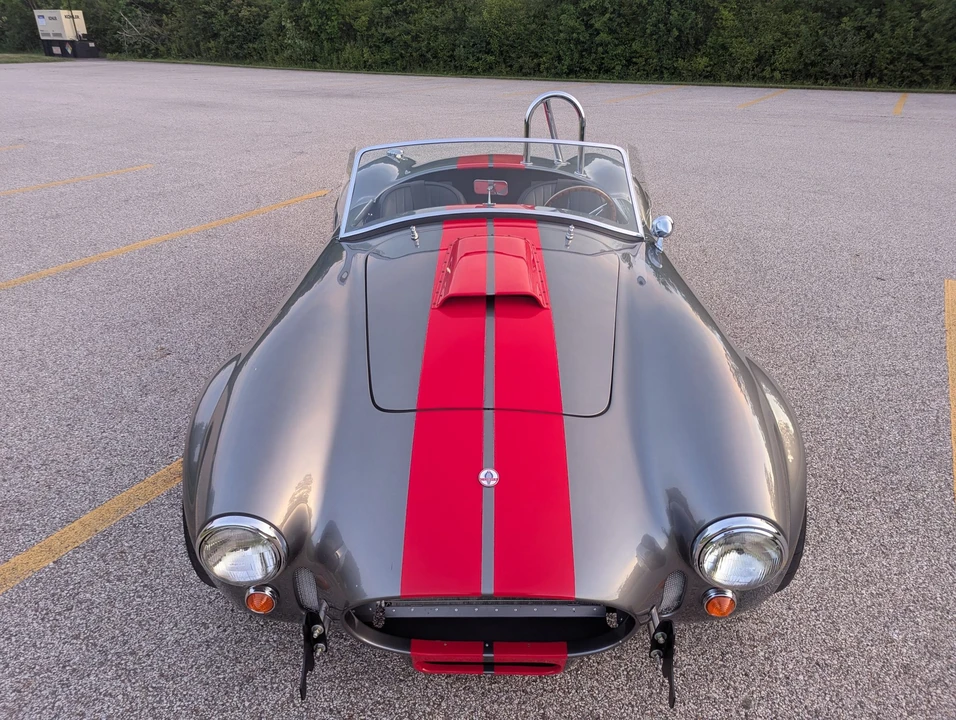 Factory Five Roadster - Image 16 of 31