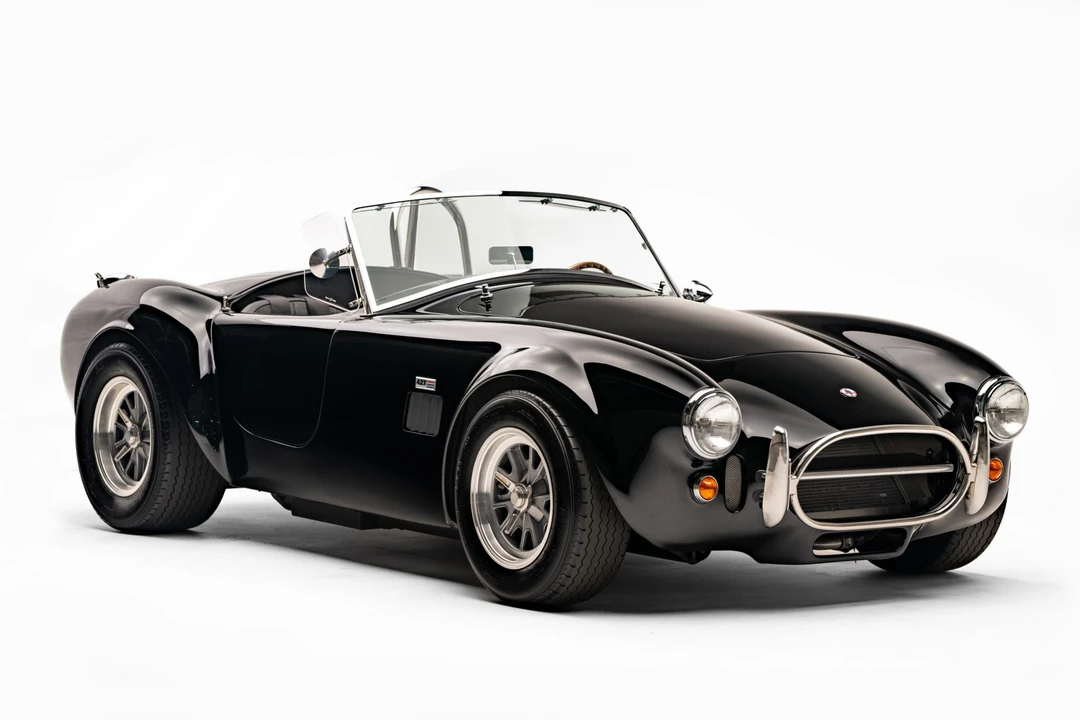 Shelby Cobra Replica - Image 2 of 31