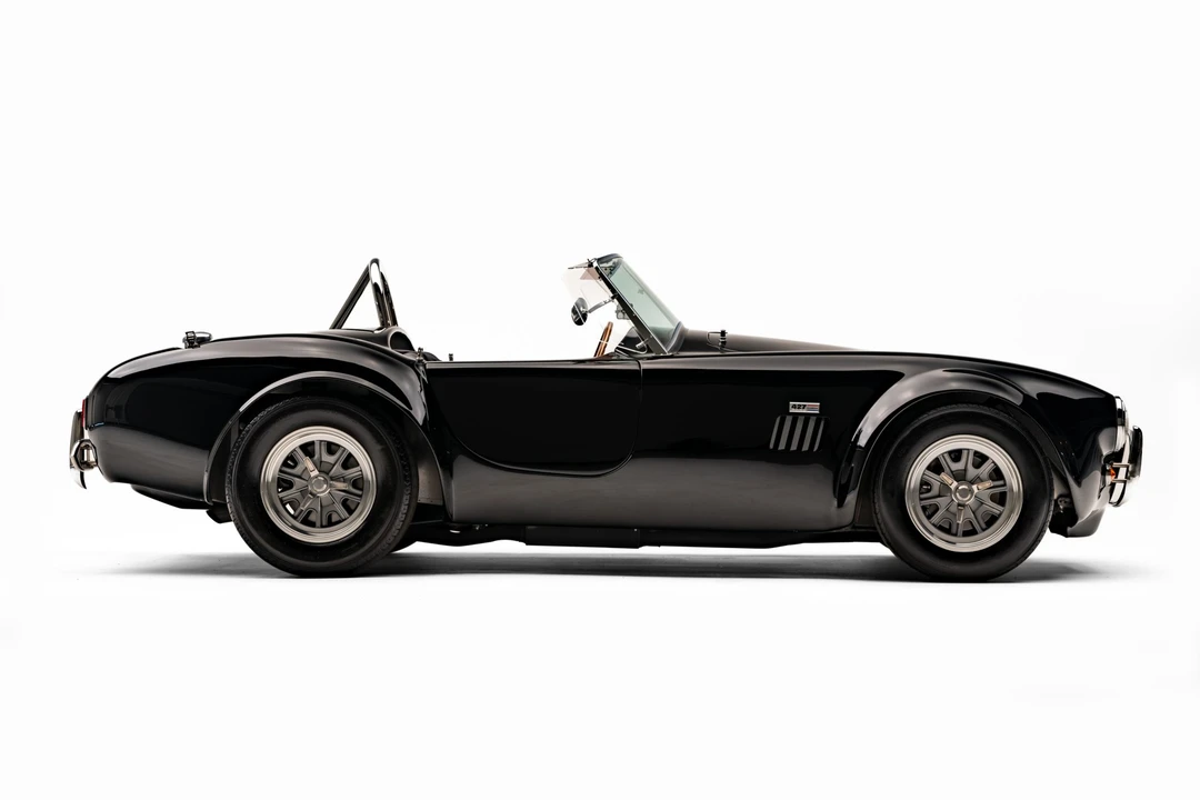 Shelby Cobra Replica - Image 3 of 31