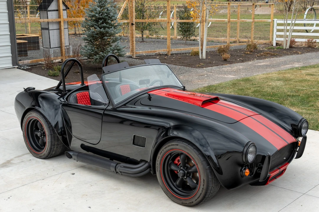 Shelby Cobra Replica - Image 3 of 31