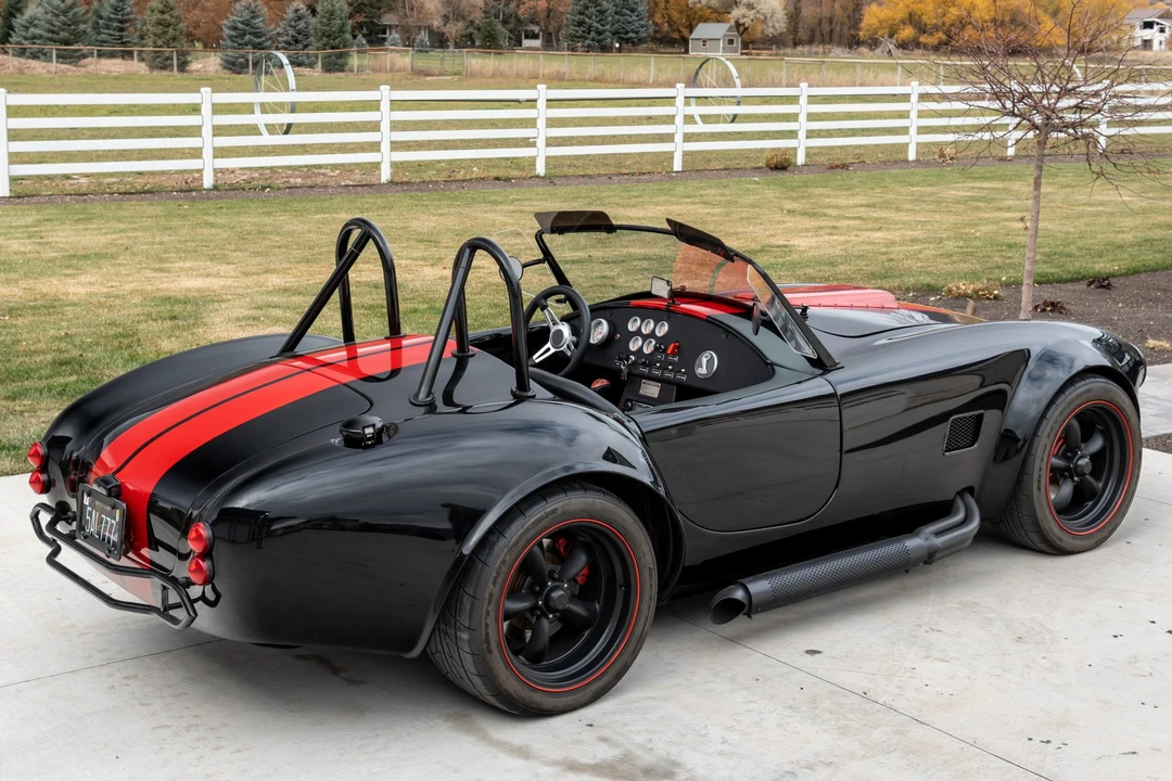 Shelby Cobra Replica - Image 5 of 31