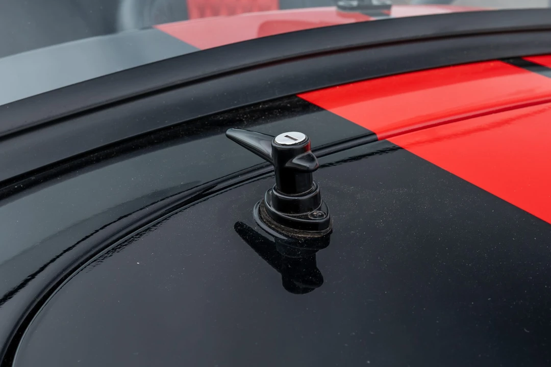 Shelby Cobra Replica - Image 27 of 31