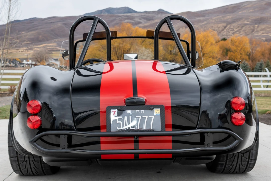 Shelby Cobra Replica - Image 6 of 31