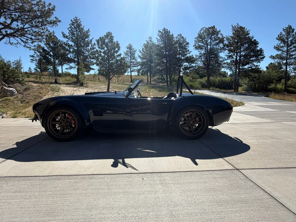 Shelby Cobra Replica - Image 18 of 31