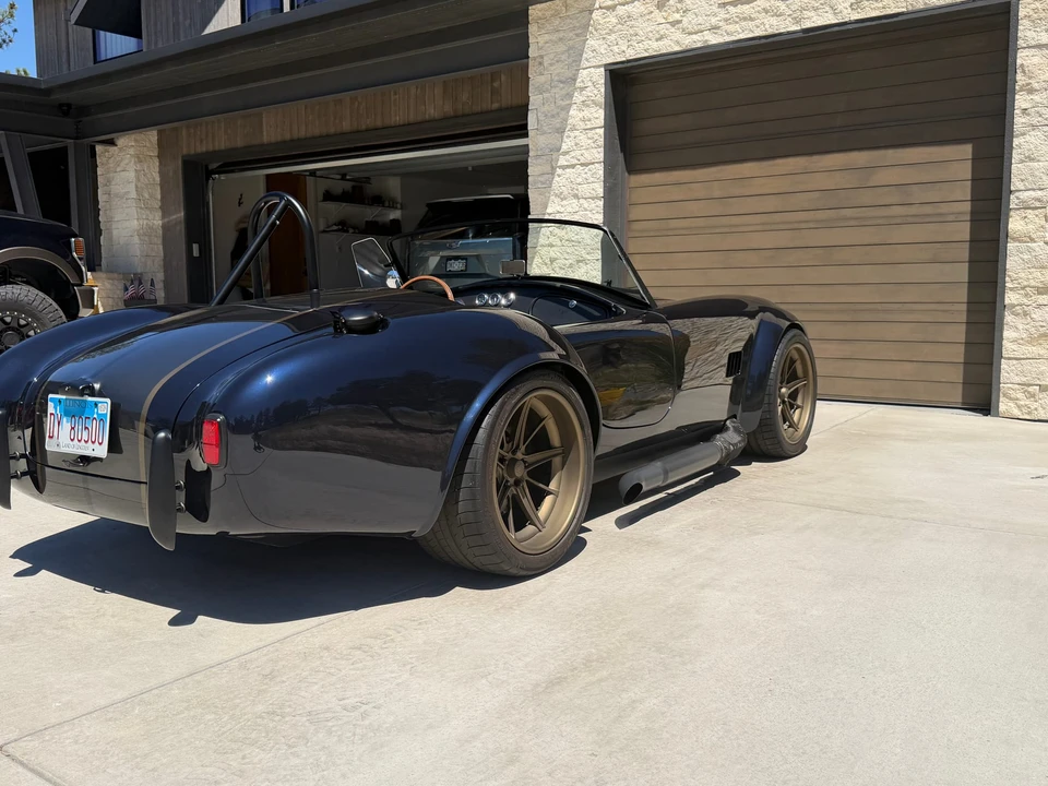 Shelby Cobra Replica - Image 30 of 31