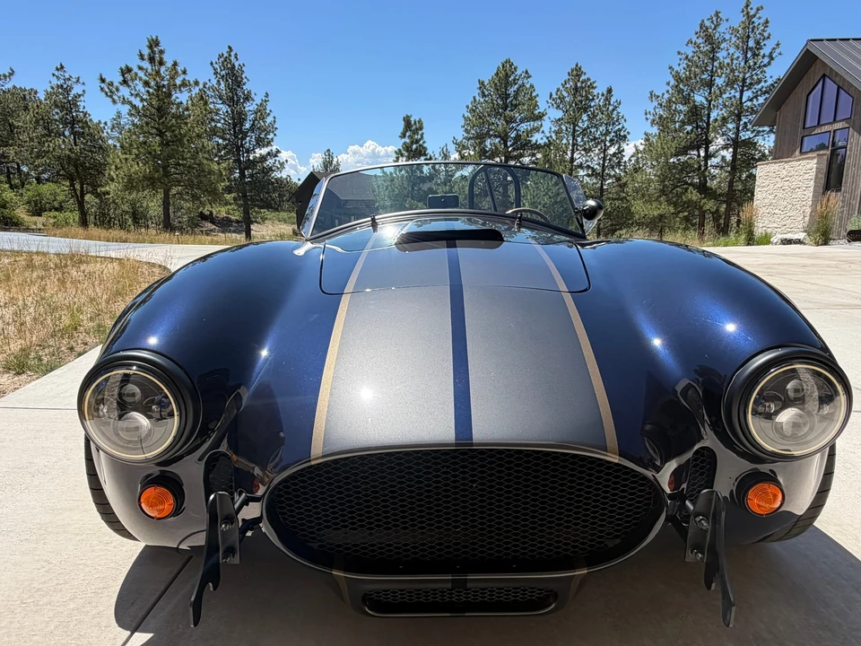 Shelby Cobra Replica - Image 7 of 31