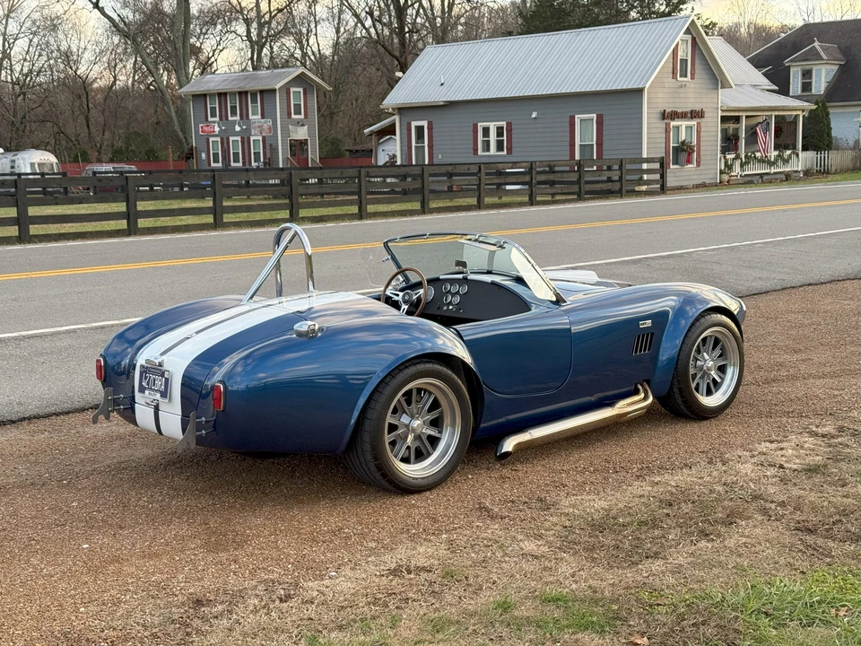 Shelby Cobra Replica - Image 12 of 31